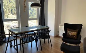 Modern And Cozy Apartment In Arinsal With Views - Vall Del Nord
